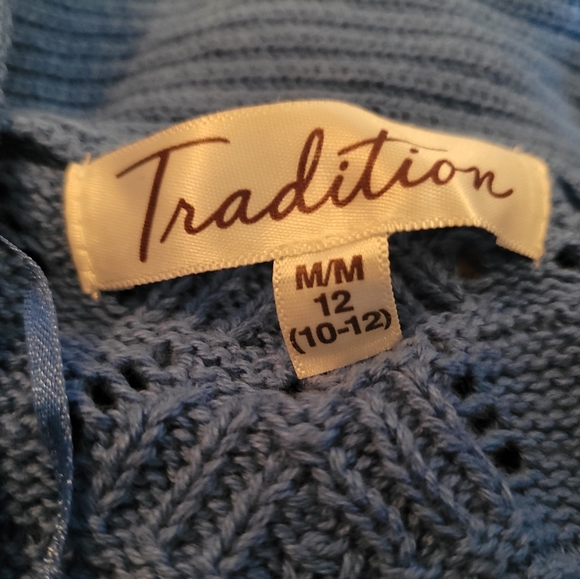 Periwinkle knit shrug, excellent condition, rarely wore, well cared for. - Picture 2 of 7